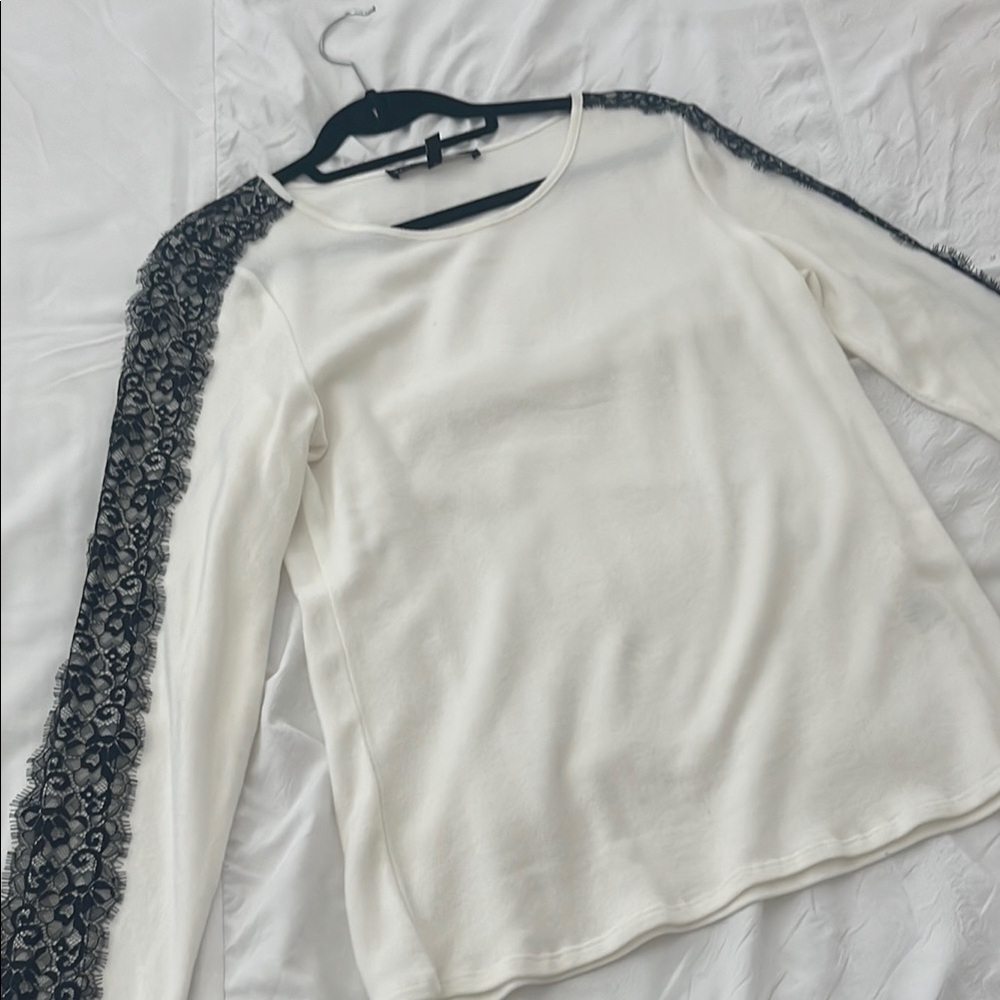 White House Black Market Cream Long Sleeve Blouse